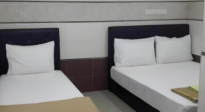 Kota Damansara Business 3*