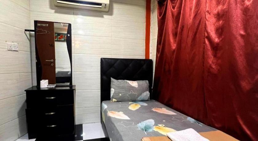 Kota Damansara Business 3*